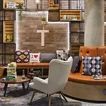 Moxy South