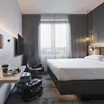 Moxy South 4* Düsseldorf