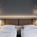 Hotel Moxy South Dusseldorf