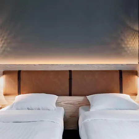 Otel Moxy South
