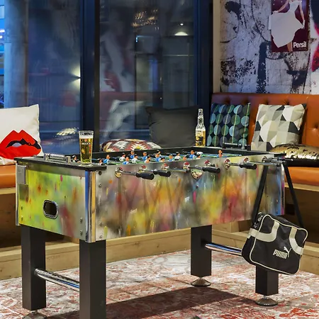 Hotel Moxy South Dusseldorf