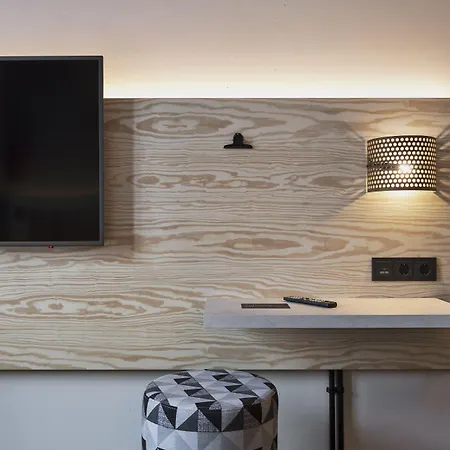 Moxy South Hotel Dusseldorf