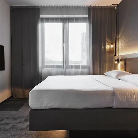 Moxy South 3* Dusseldorf