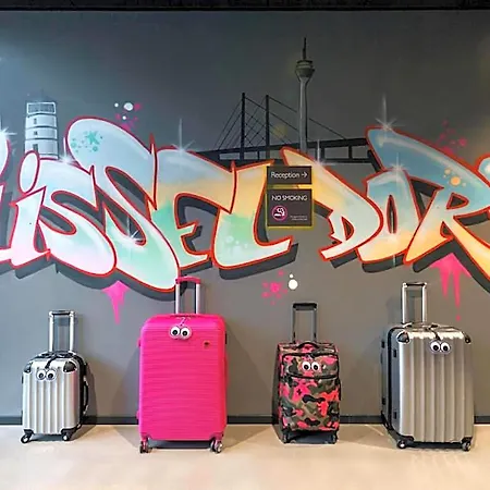 Otel Moxy South Düsseldorf