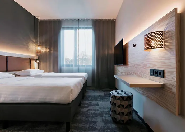 Moxy South 3* Ντίσελντορφ