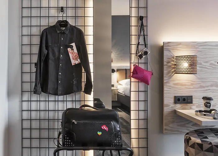 Ξενοδοχείο Moxy South 3*