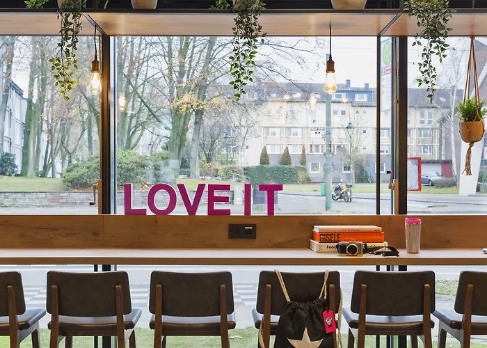 Moxy South فندق 3*